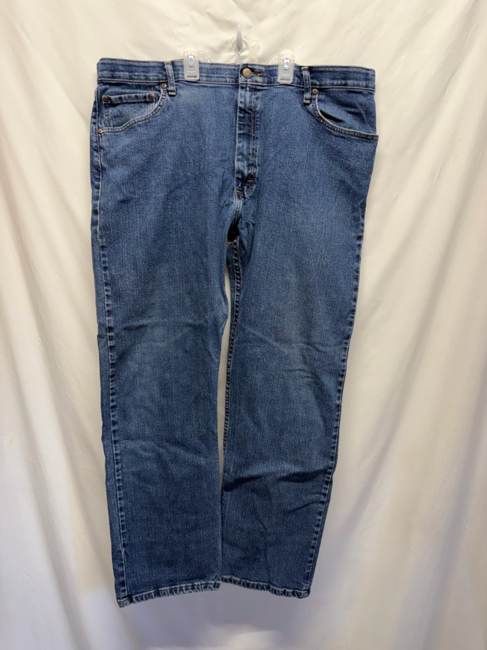 Wrangler Men's Medium Blue Regular Fit Jeans 40/30
